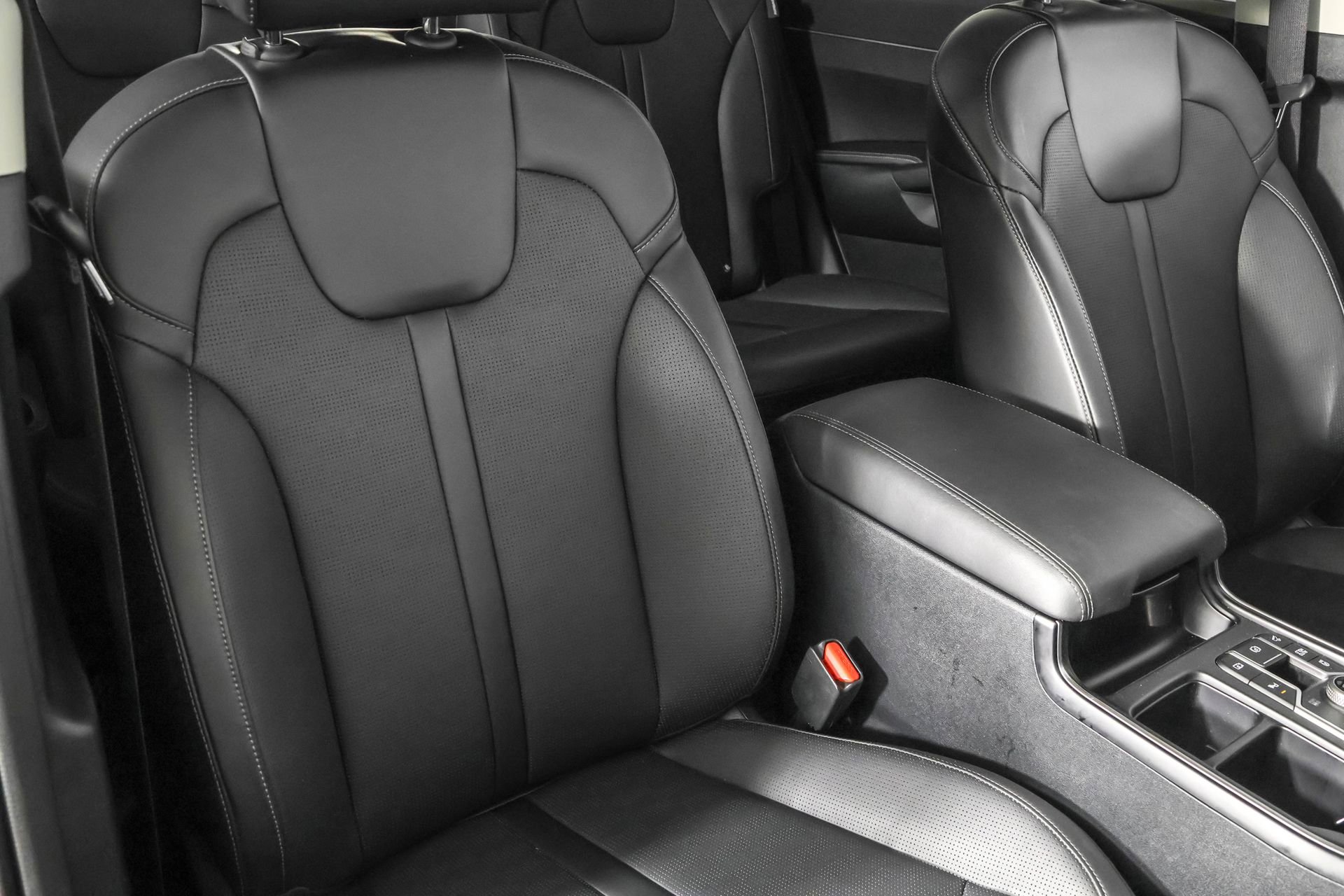 Used 2025 Kia Sorento EX image 46