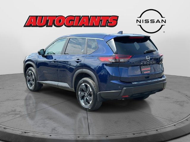 Used 2024 Nissan Rogue SV AWD/4WD image 6