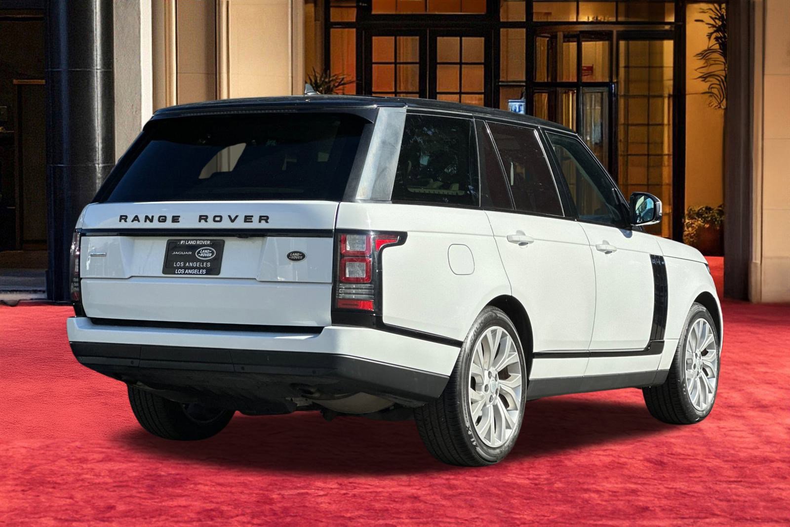 Used 2016 Land Rover Range Rover Supercharged image 10