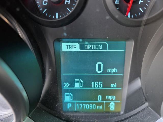 Used 2014 Chevrolet Cruze LS image 9