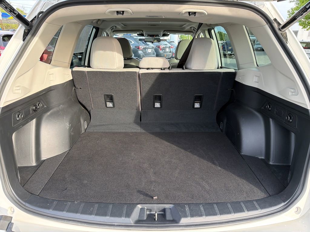 Certified 2023 Subaru Forester Premium AWD/4WD image 27