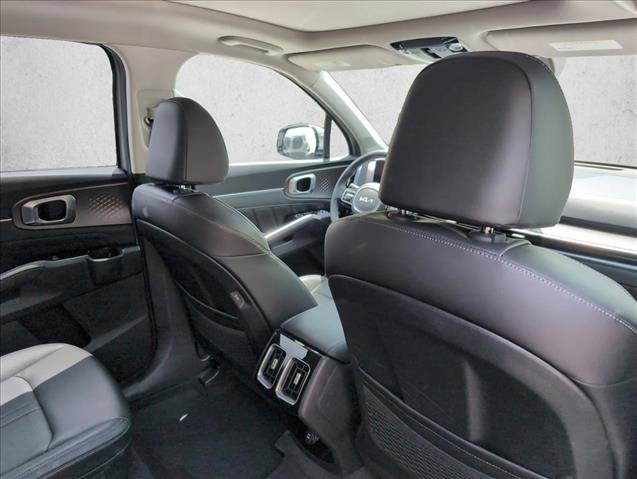 Used 2024 Kia Sorento SX FWD image 21