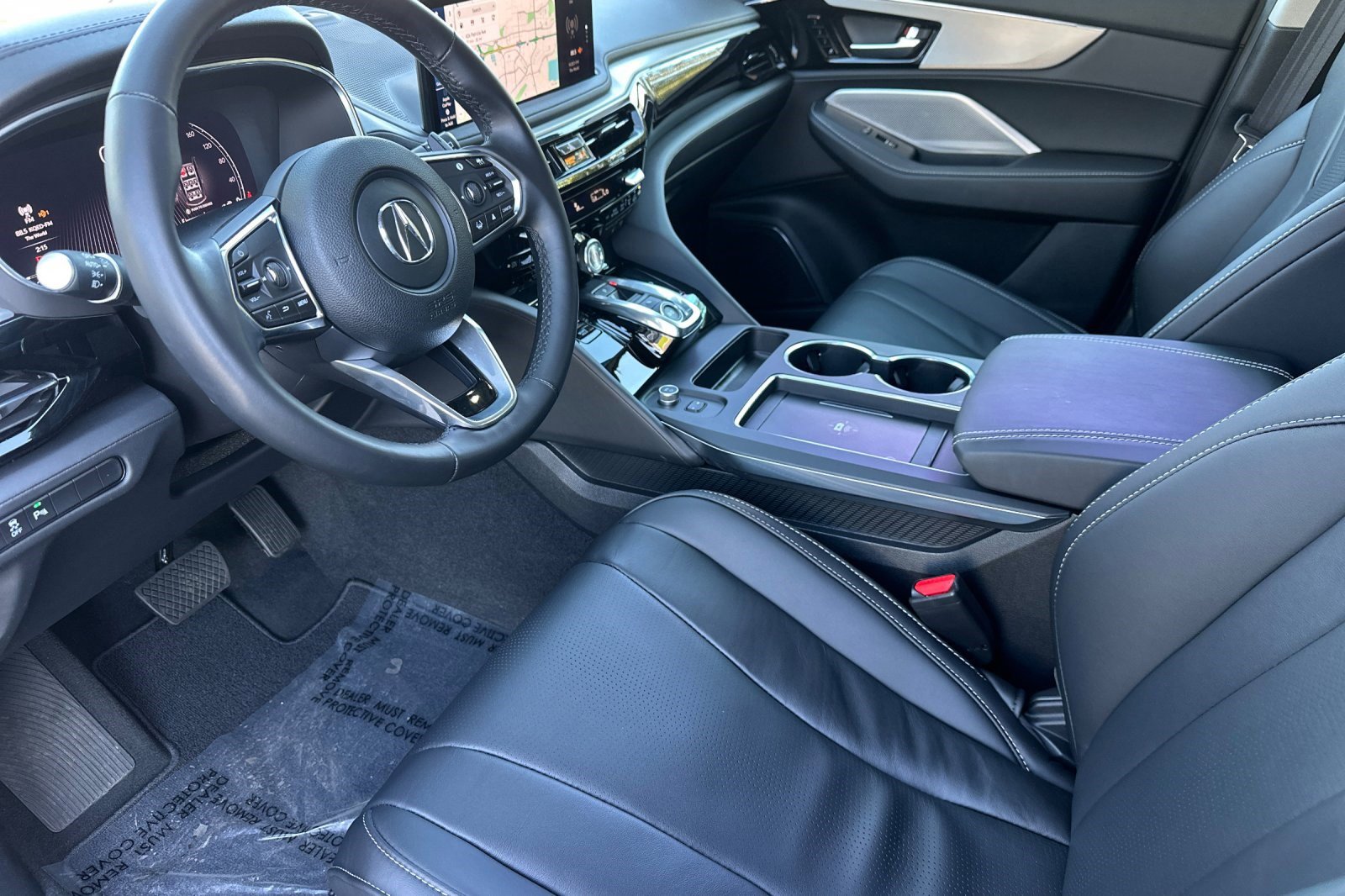 Used 2025 Acura MDX SH-AWD w/ Technology Package image 11