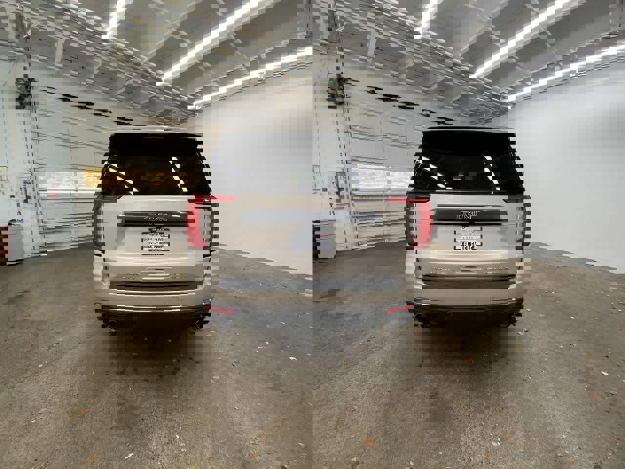 Used 2024 GMC Yukon Denali Ultimate image 5