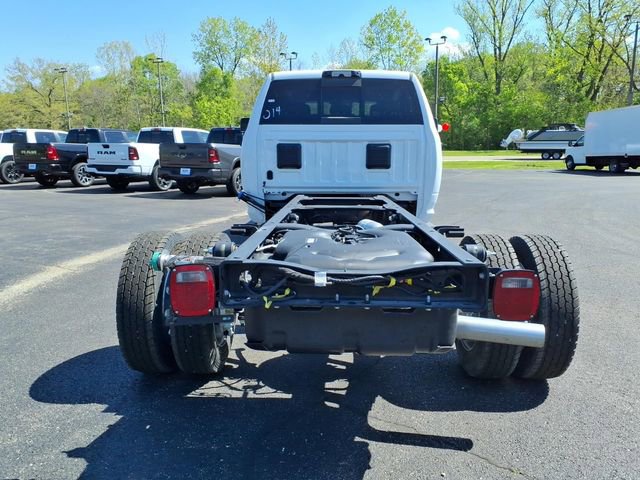 New 2026 RAM 5500 Tradesman AWD/4WD image 6