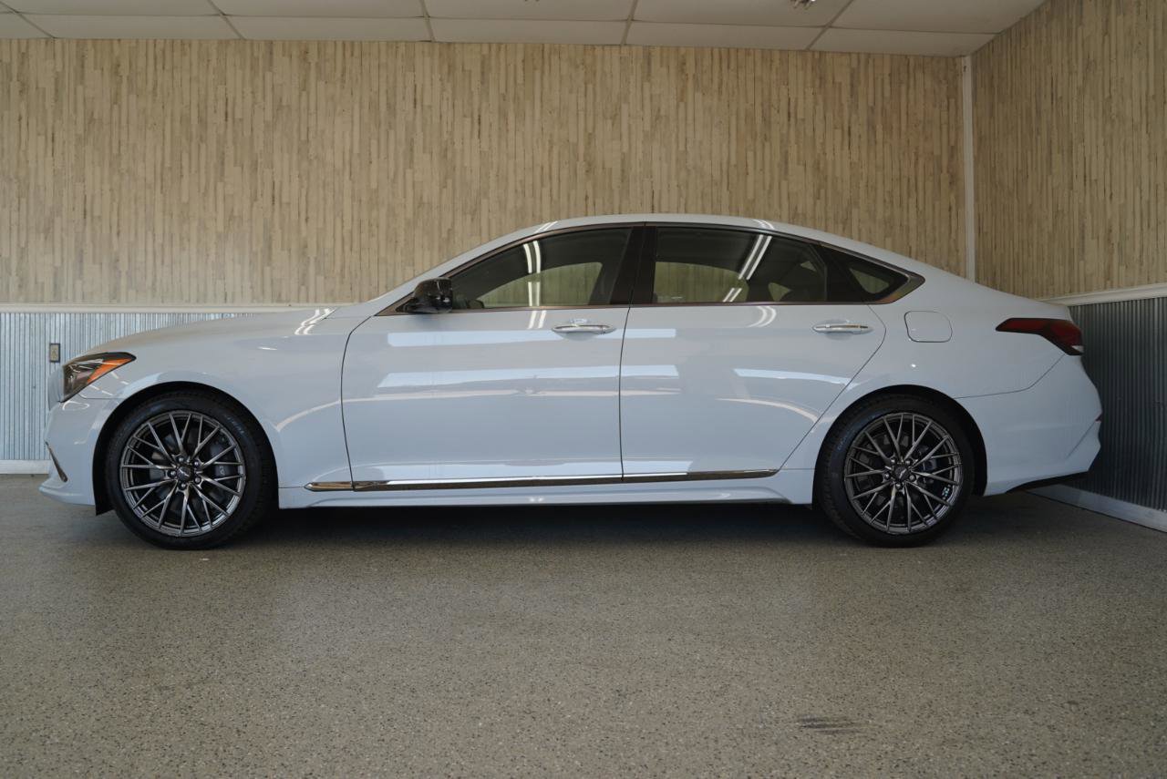 Used 2018 Genesis G80 3.3T Sport RWD image 5
