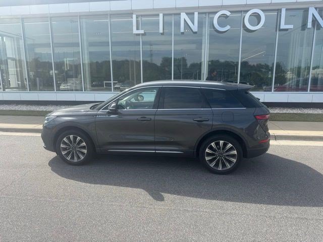 Used 2020 Lincoln Corsair Reserve FWD image 9