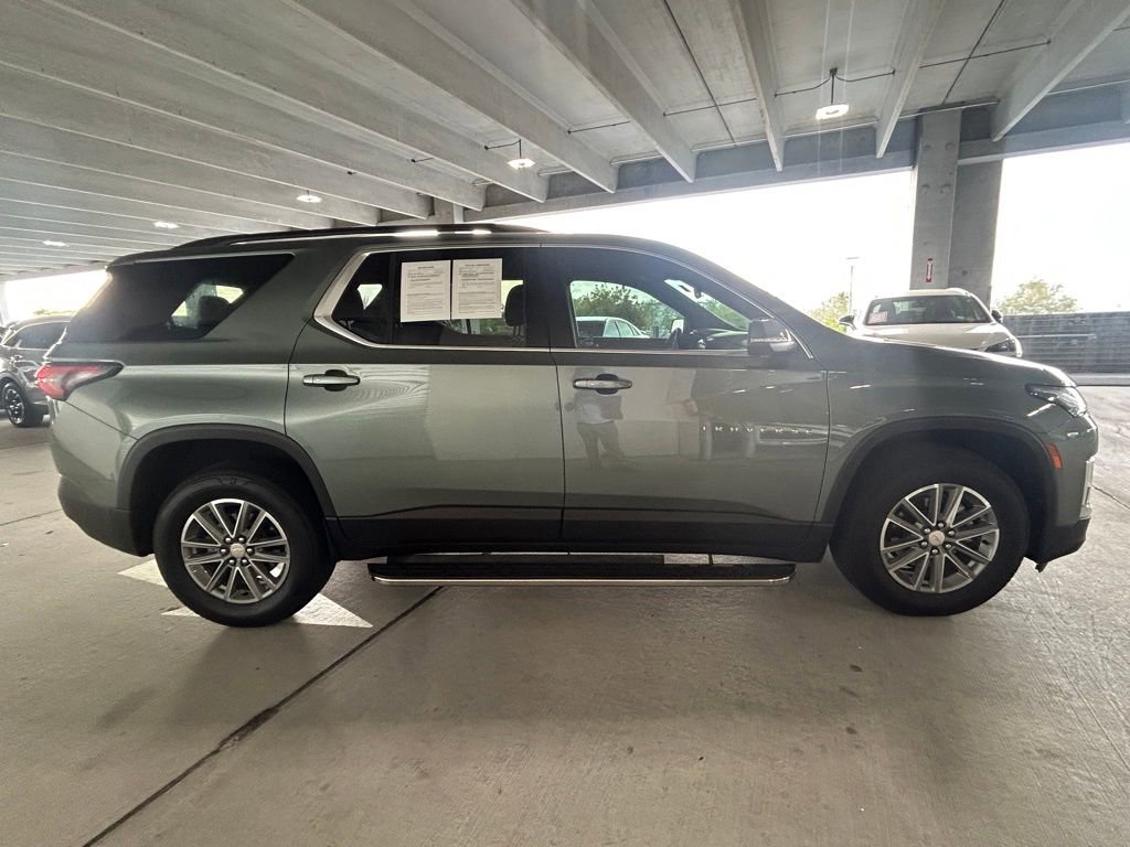Used 2023 Chevrolet Traverse LT image 6