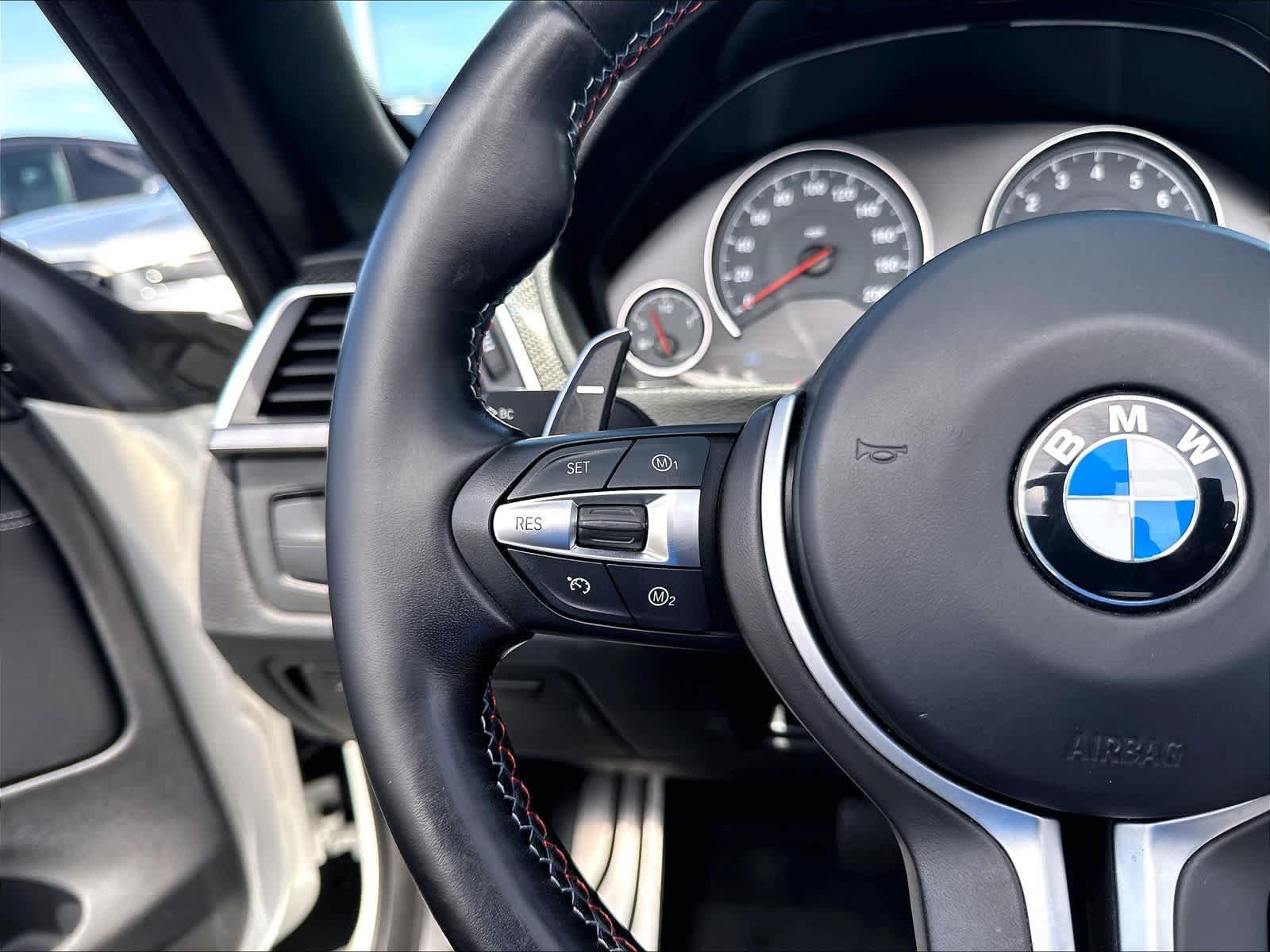 Used 2019 BMW M4 Convertible w/ Competition Package RWD image 13