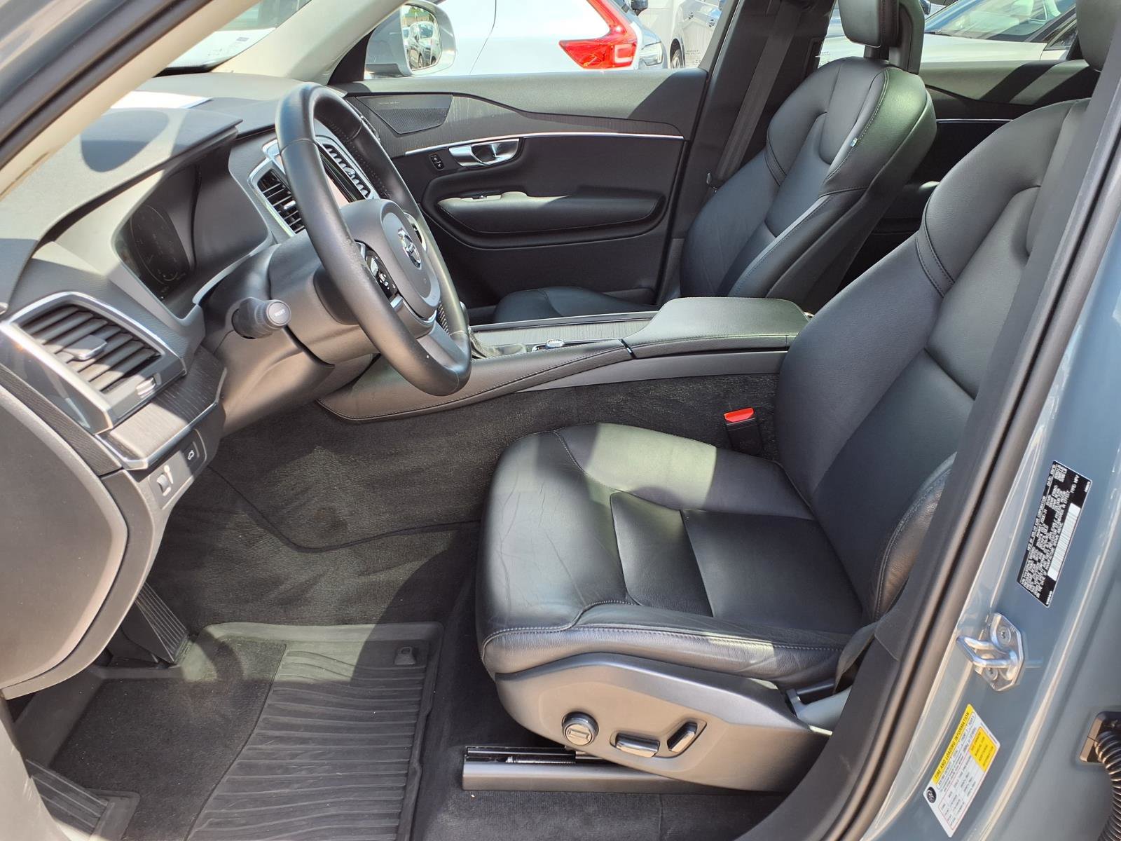 Used 2020 Volvo XC90 T5 Momentum w/ Protection Package Premier AWD/4WD image 21