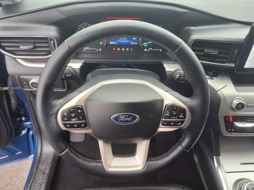 Certified 2022 Ford Explorer XLT w/ Equipment Group 202A image 15