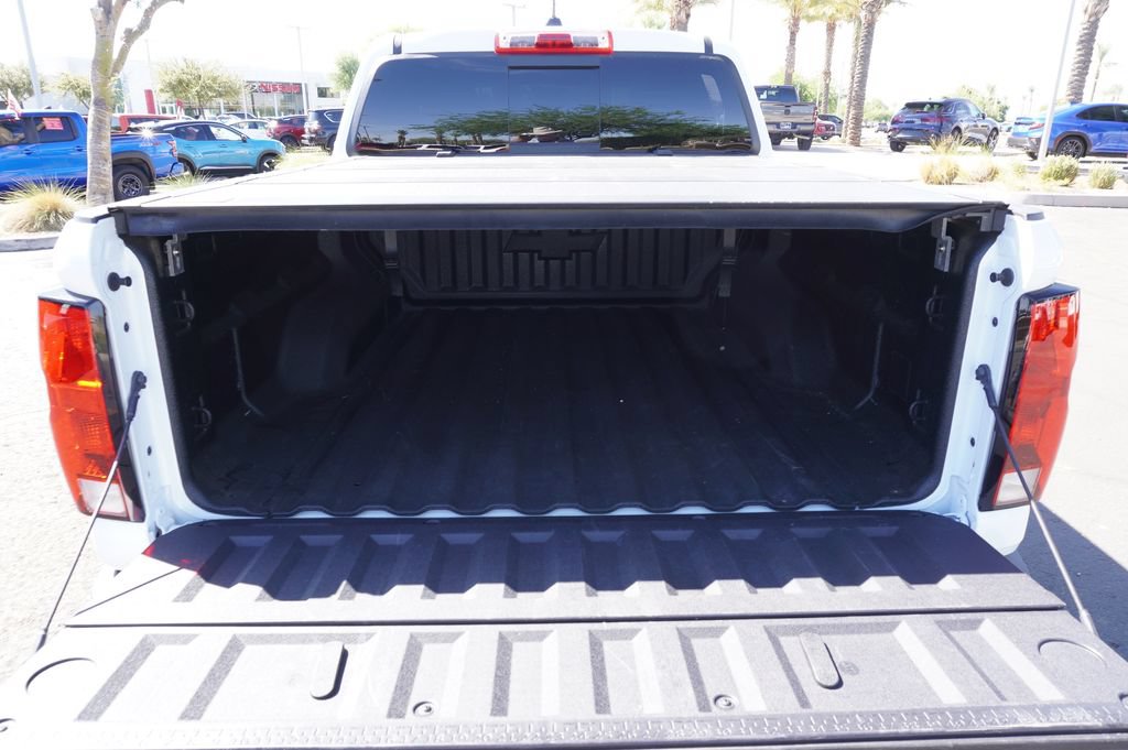 Used 2025 Chevrolet Colorado Trail Boss AWD/4WD image 9