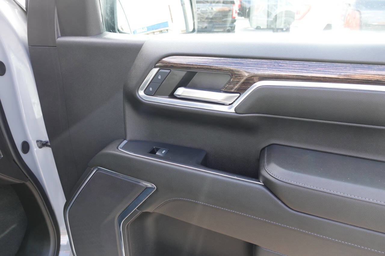 Used 2024 GMC Sierra 1500 Elevation AWD/4WD image 33