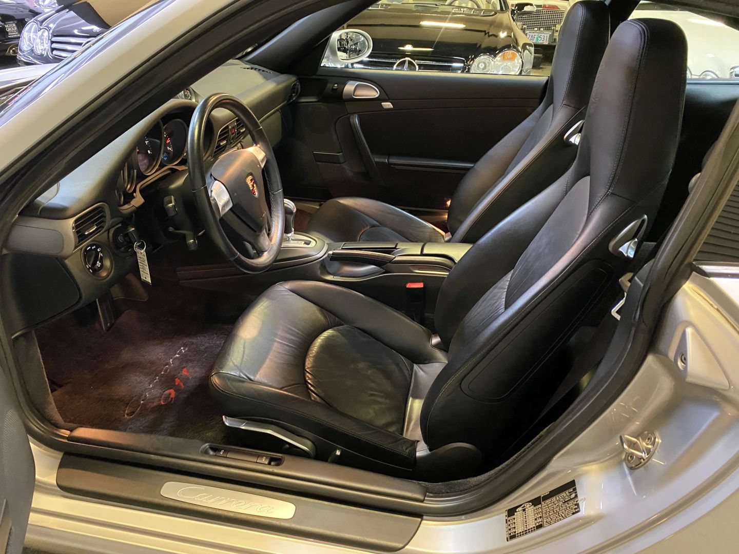 Used 2005 Porsche 911 Carrera RWD image 19