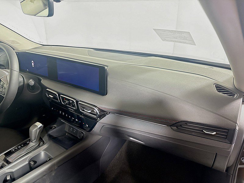New 2026 Nissan Sentra SR w/ SR Premium Package FWD image 28