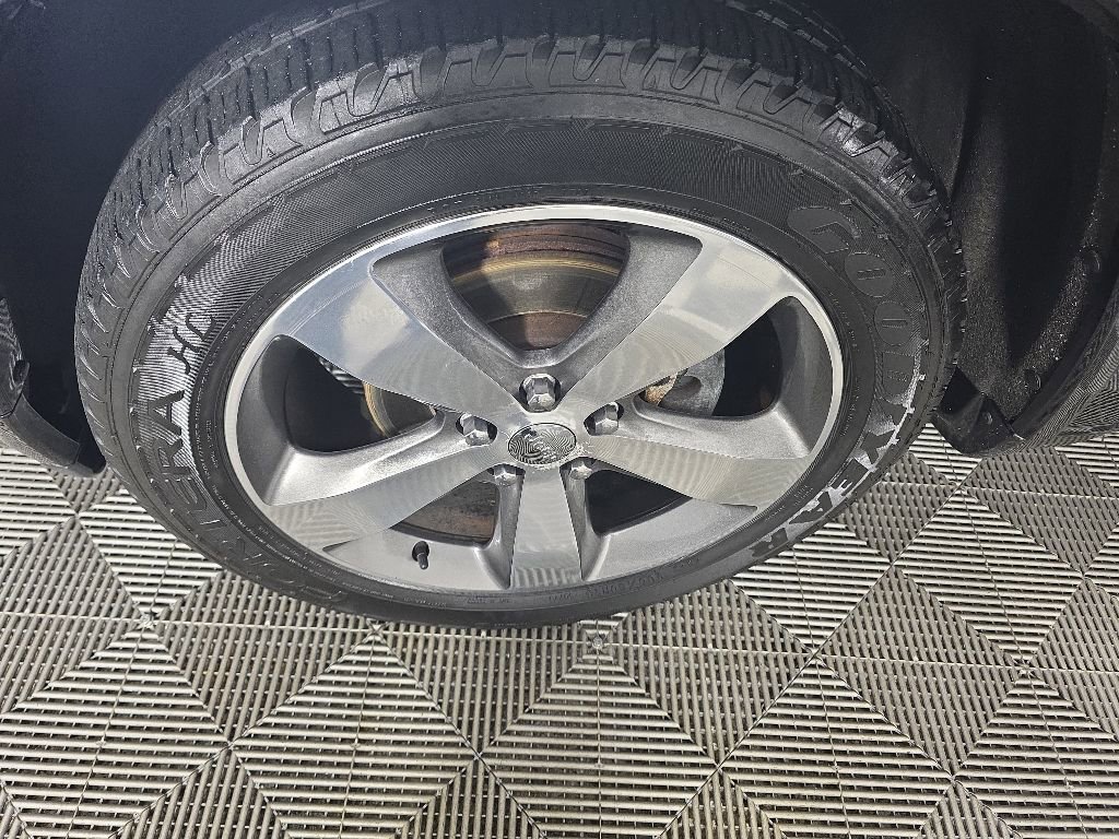 Used 2015 Jeep Grand Cherokee Overland AWD/4WD image 10