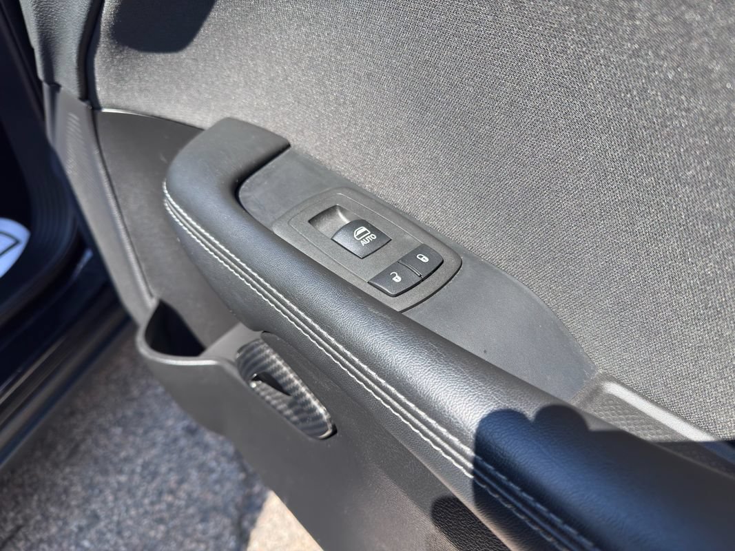 Used 2019 Dodge Challenger R/T RWD image 28