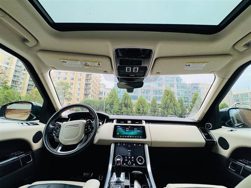 Used 2019 Land Rover Range Rover Sport HSE Dynamic image 31