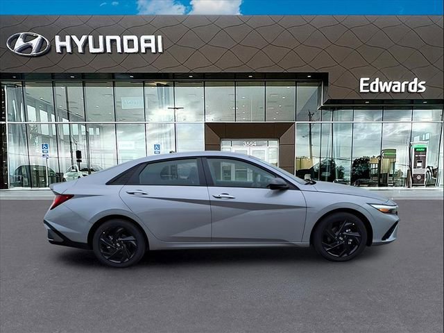New 2026 Hyundai Elantra Sport image 8