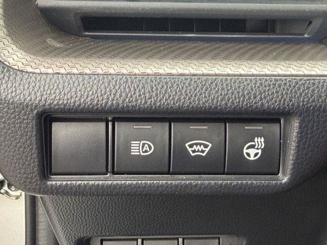 Certified 2025 Toyota Prius Limited w/ Limited Premium Package FWD image 19