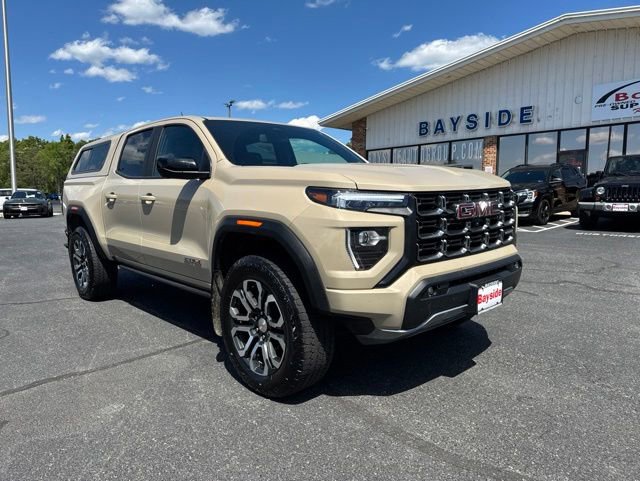 Used 2024 GMC Canyon AT4 w/ AT4 Premium Package AWD/4WD image 2