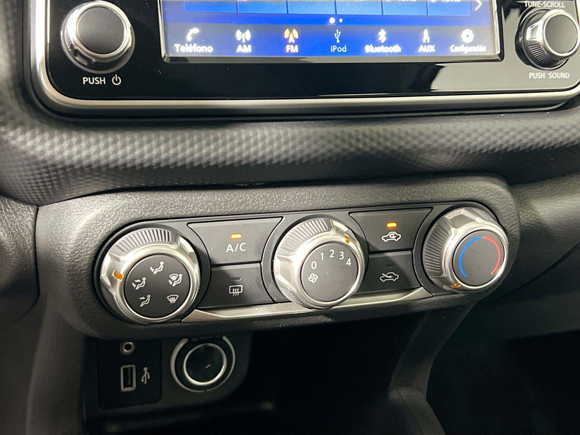 Used 2024 Nissan Kicks S image 26