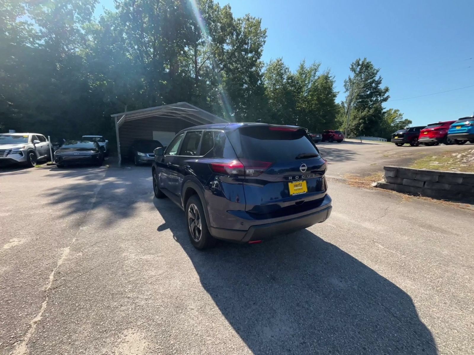 Used 2025 Nissan Rogue SV FWD image 10