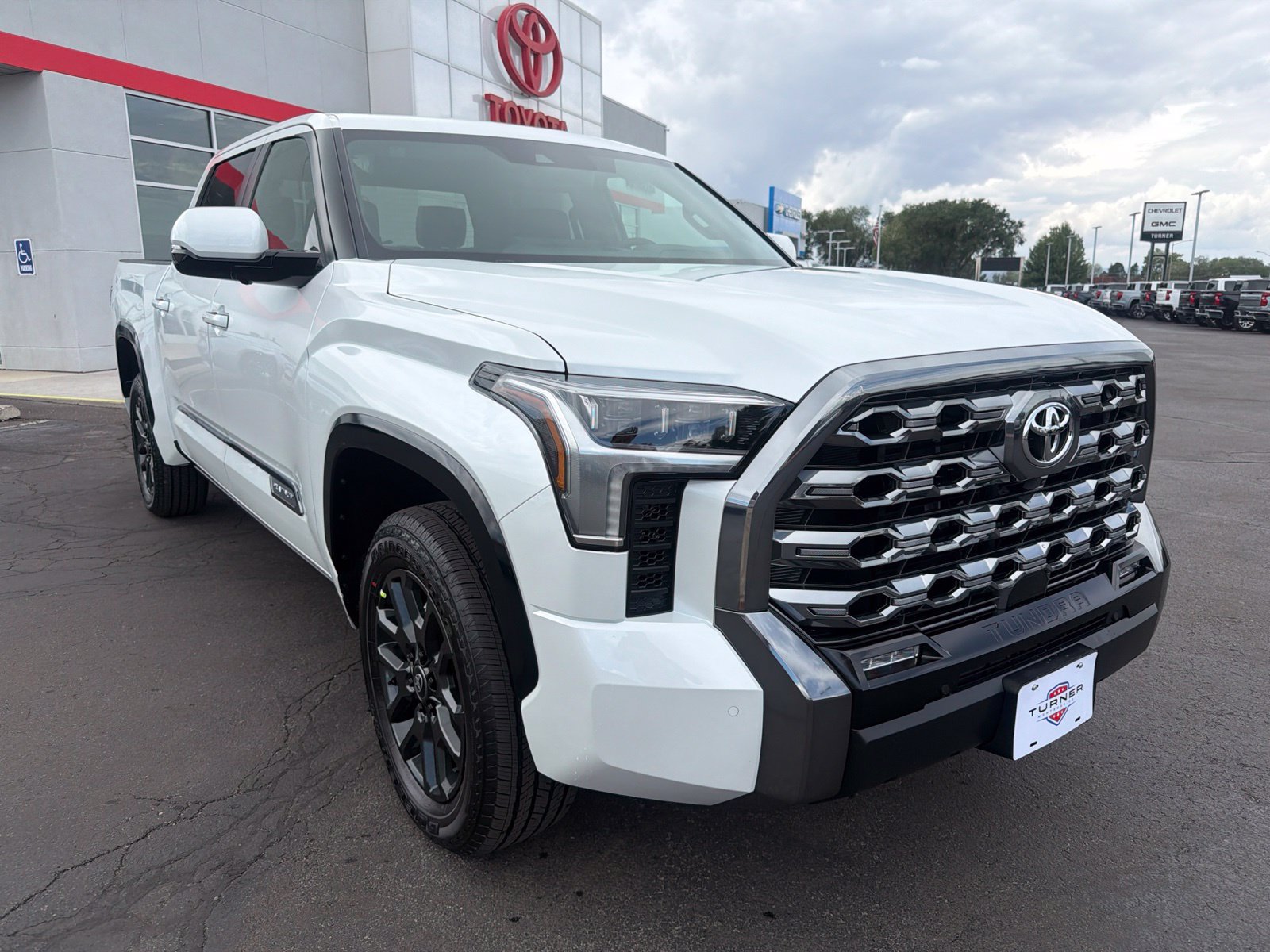 New 2026 Toyota Tundra Platinum AWD/4WD image 1