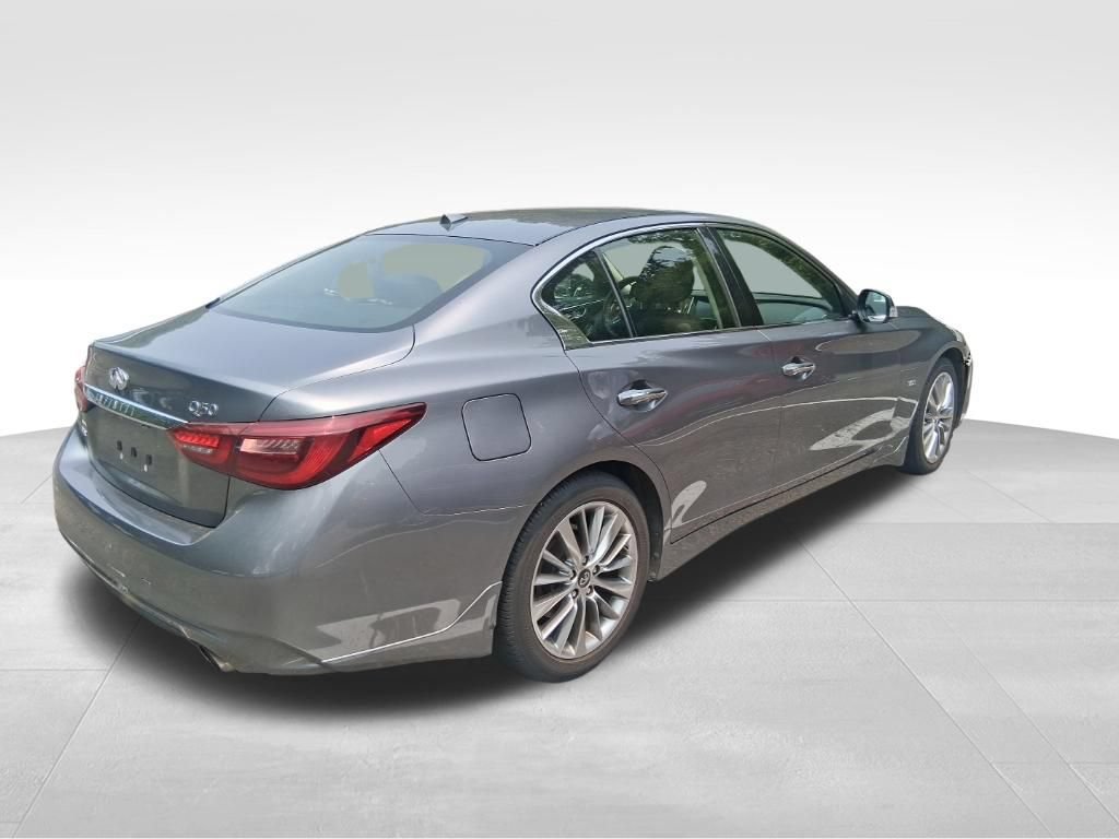 Used 2018 INFINITI Q50 Luxe AWD/4WD image 5