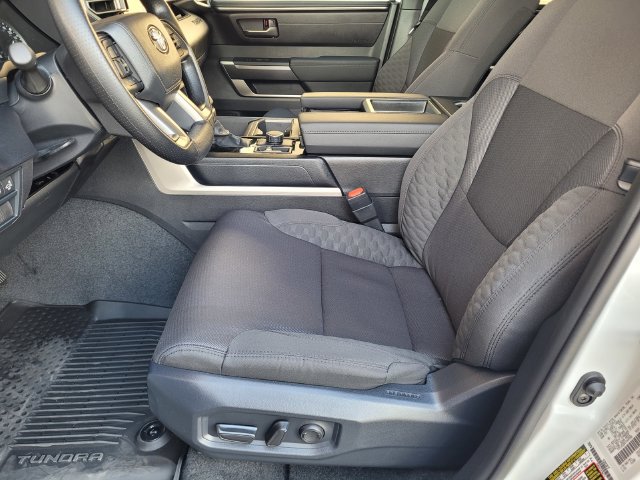 New 2026 Toyota Tundra SR5 w/ SR5 Convenience Package AWD/4WD image 9