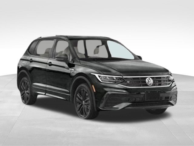 Used 2022 Volkswagen Tiguan SE R-Line image 6