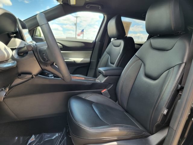 Certified 2024 Jeep Compass Latitude AWD/4WD image 20