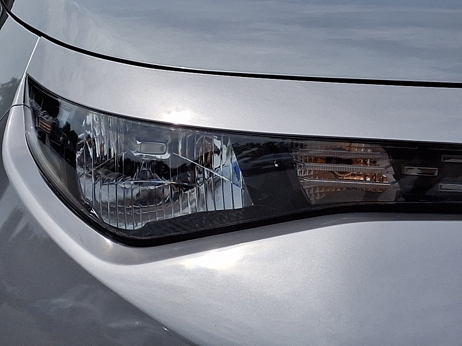 Certified 2025 Kia Soul LX w/ LX Technology Package FWD image 9