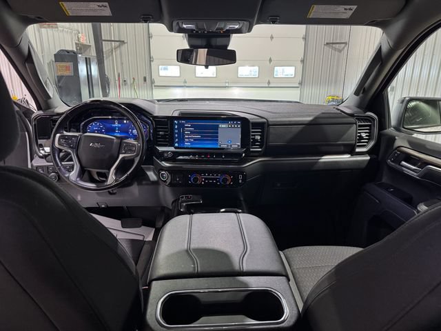 Used 2023 Chevrolet Silverado 1500 RST w/ Z71 Off-Road Package AWD/4WD image 19