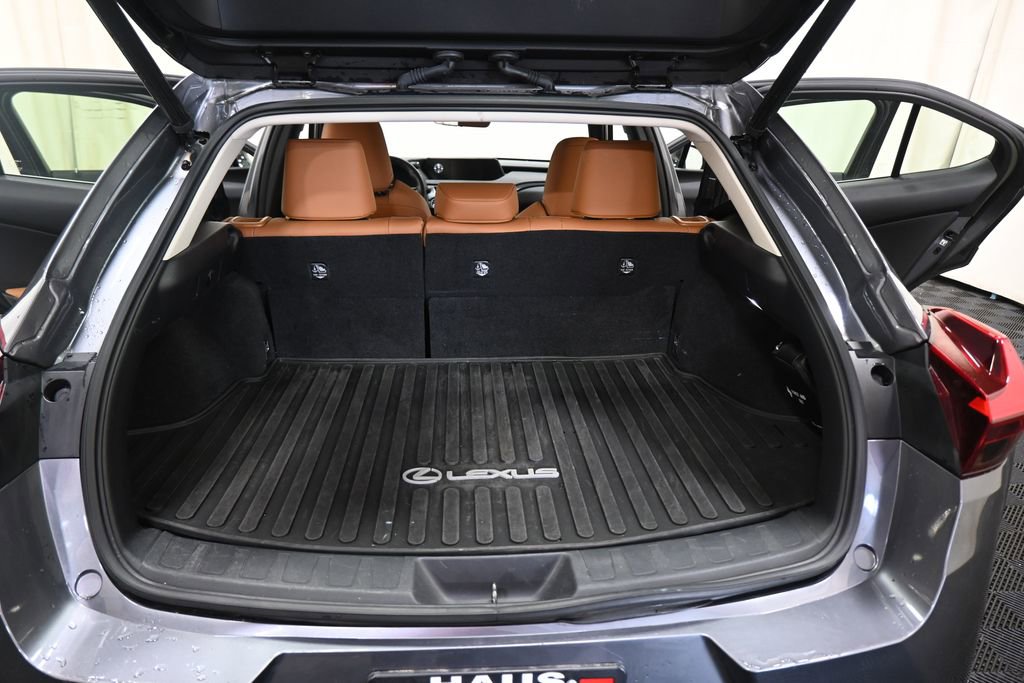 Used 2021 Lexus UX 250h w/ Premium Package AWD/4WD image 23