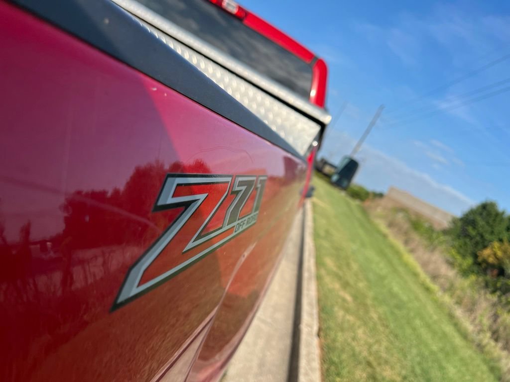 Used 2015 Chevrolet Silverado 2500 LT w/ LT Convenience Package AWD/4WD image 18