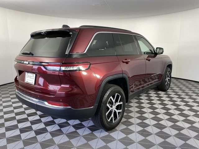 Used 2025 Jeep Grand Cherokee Limited w/ Luxury Tech Group II AWD/4WD image 10