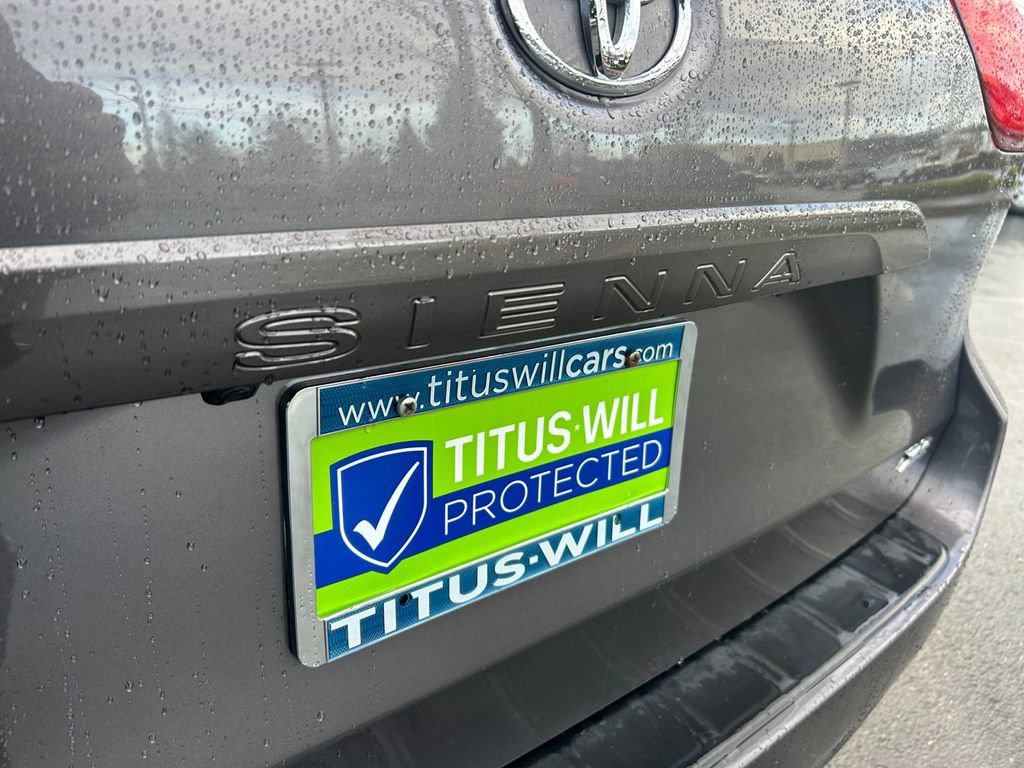 Used 2019 Toyota Sienna XLE FWD image 31