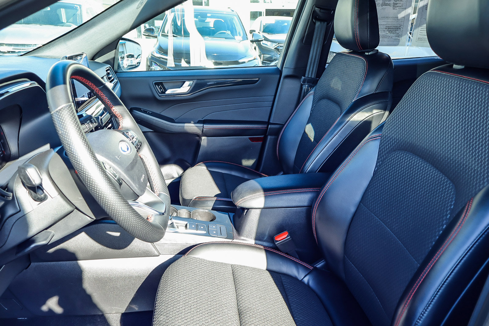 Used 2023 Ford Escape ST-Line image 12