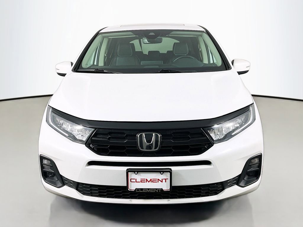 Used 2025 Honda Odyssey Touring image 3