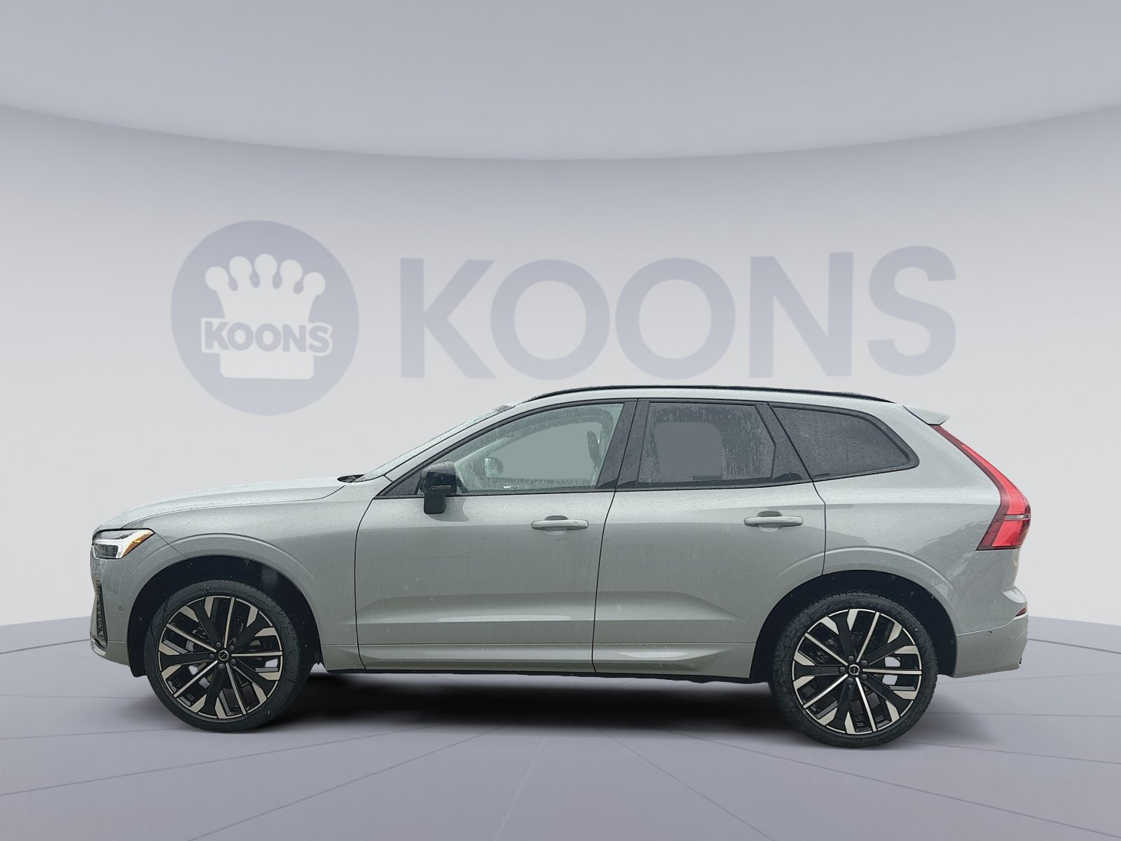 New 2026 Volvo XC60 B5 Ultra w/ Protection Package Premier AWD/4WD image 2