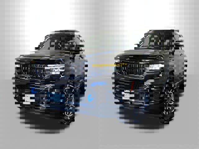 Used 2022 Jeep Grand Cherokee Trailhawk w/ Advanced Protech Group II