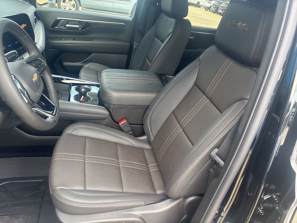 New 2026 Chevrolet Tahoe High Country w/ Sun And Tow Package AWD/4WD image 33