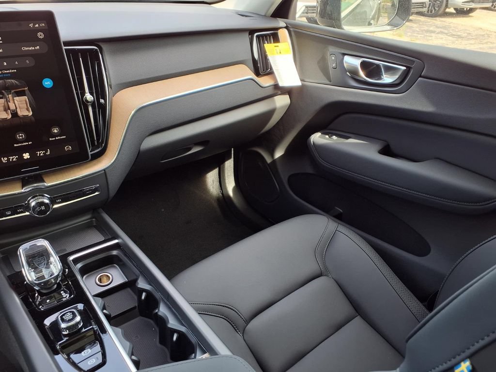 New 2026 Volvo XC60 B5 Core w/ Climate Package AWD/4WD image 20