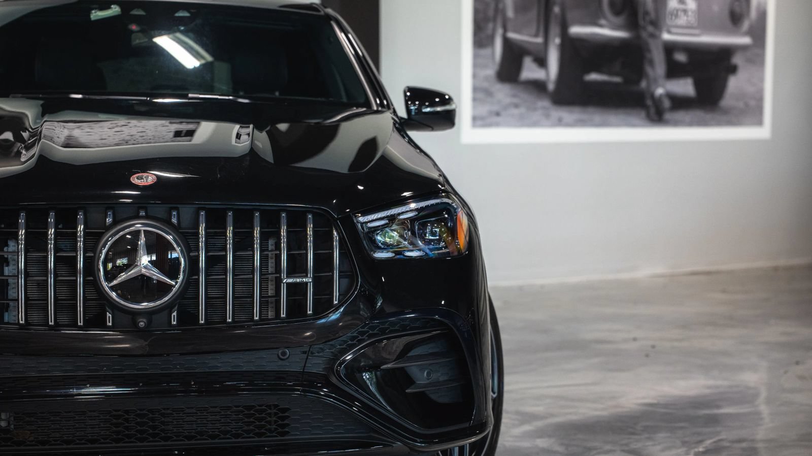 Used 2024 Mercedes-Benz GLE 53 AMG 4MATIC Coupe w/ Driver Assistance Package image 3