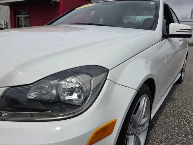 Used 2014 Mercedes-Benz C 250 Sedan image 20