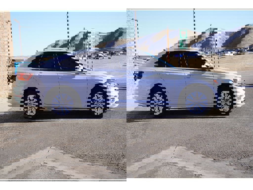 Used 2019 Volkswagen Jetta S image 4