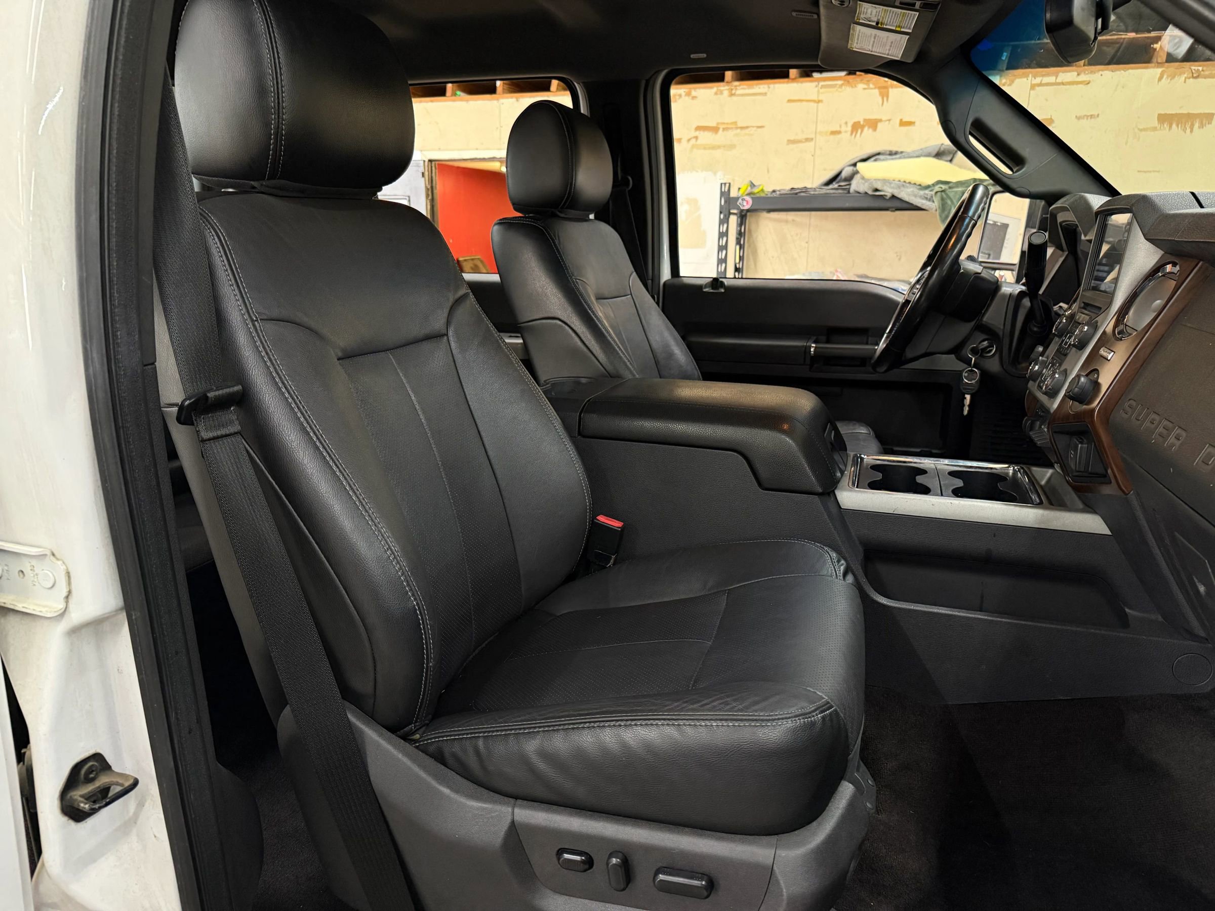 Used 2015 Ford F250 Lariat w/ FX4 Off-Road Package AWD/4WD image 14