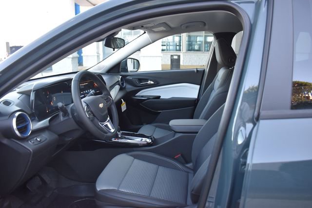 New 2026 Chevrolet Trax LT w/ LT Convenience Package image 14