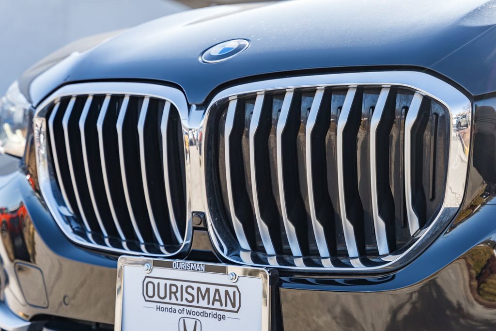 Used 2022 BMW X5 xDrive40i AWD/4WD image 14